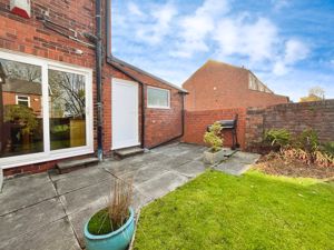 Rear- click for photo gallery